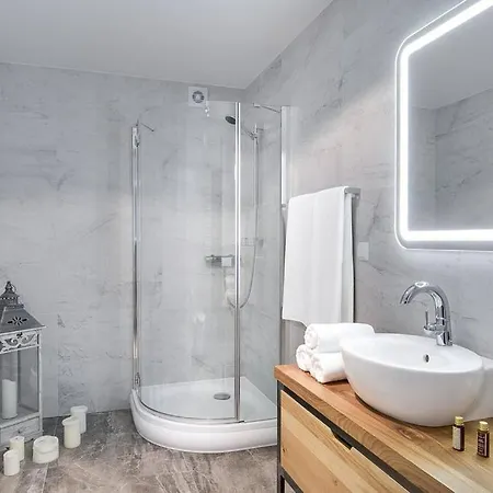 Samosia アパート カルパッチ